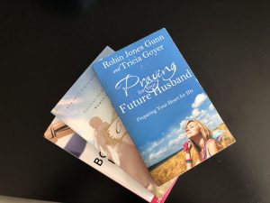 10 Books All Single Ladies Should Read | Millennials with Meaning