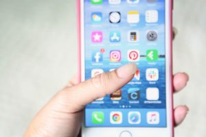 The Pros and Cons of Social Media | Millennials with Meaning