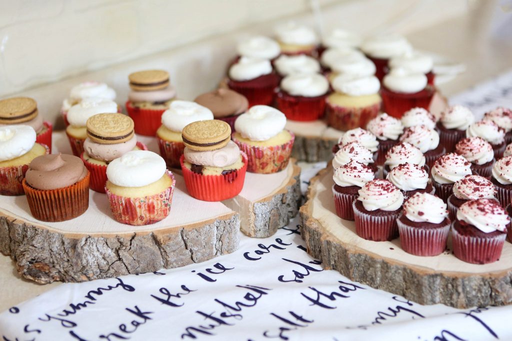 Cupcake bar at a Galentine's Day Party | Millennials with Meaning