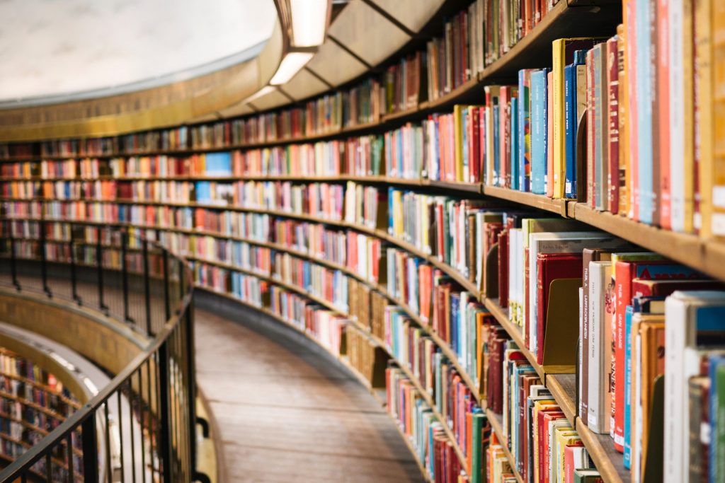 The 20 Best Books I Read in 2022 | Millennials with Meaning